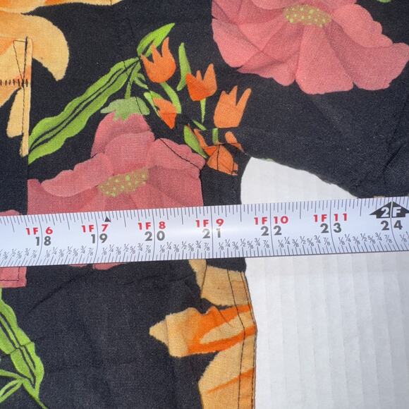 Roark Shirt Mens Size M Short Sleeve Button Classic Fit Floral Summer Black - Picture 8 of 13